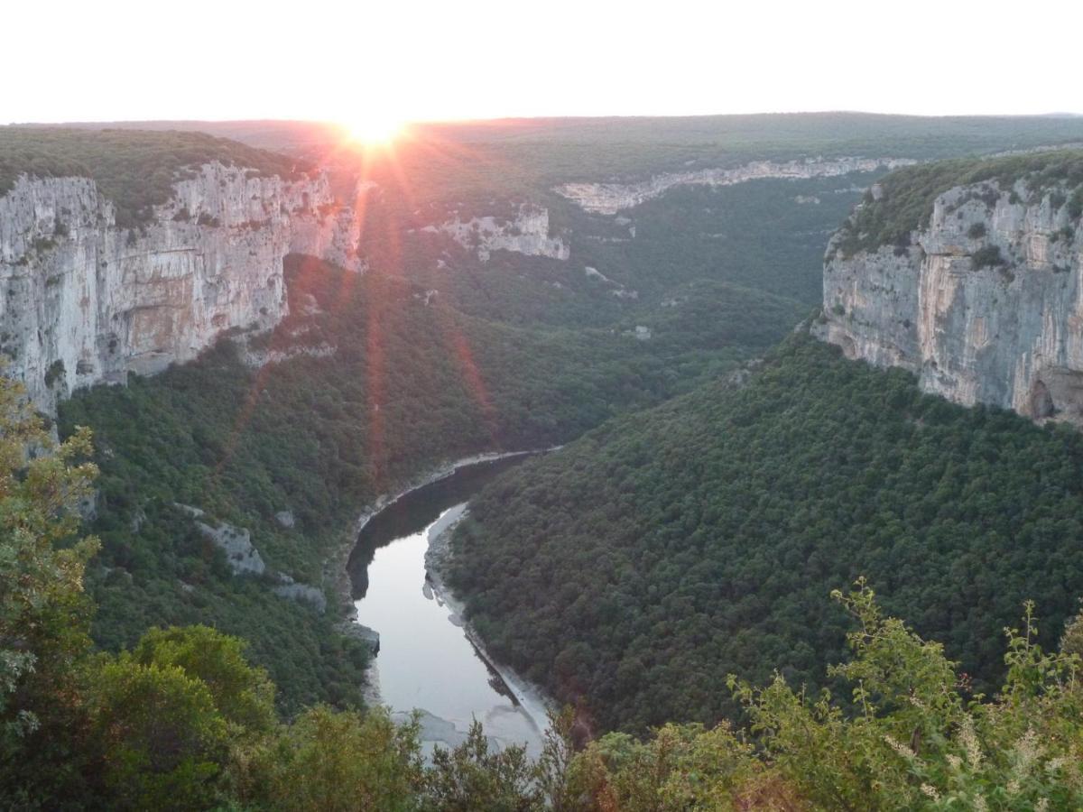 Saint-MontanGite Les Tilleuls别墅 外观 照片